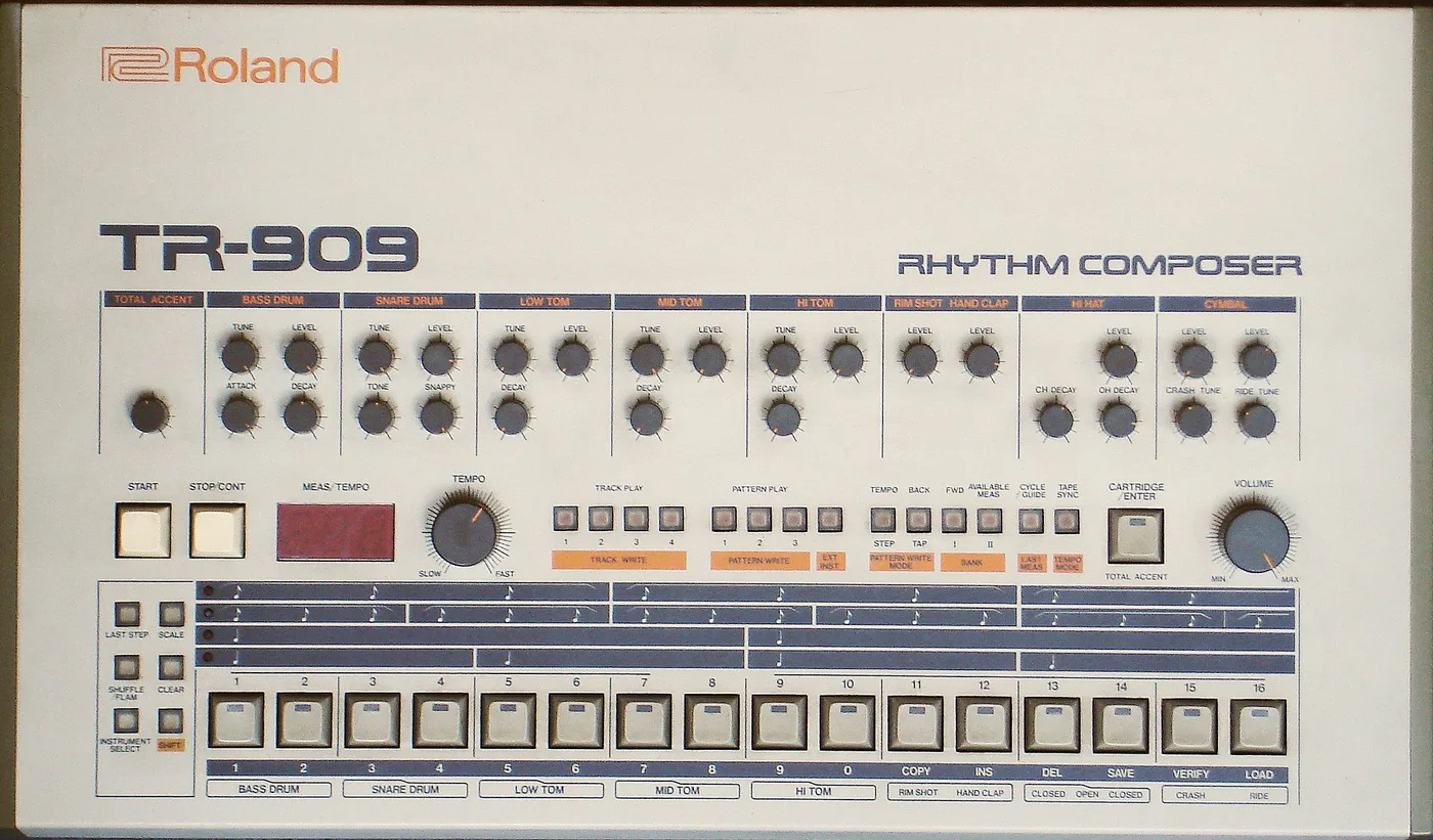 Roland TR-909